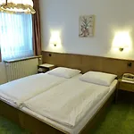Wurms Szálloda