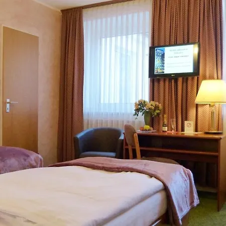 Wurms 3* Ντίσελντορφ