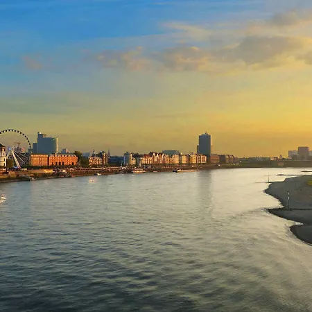 부름스 호텔 뒤셀도르프